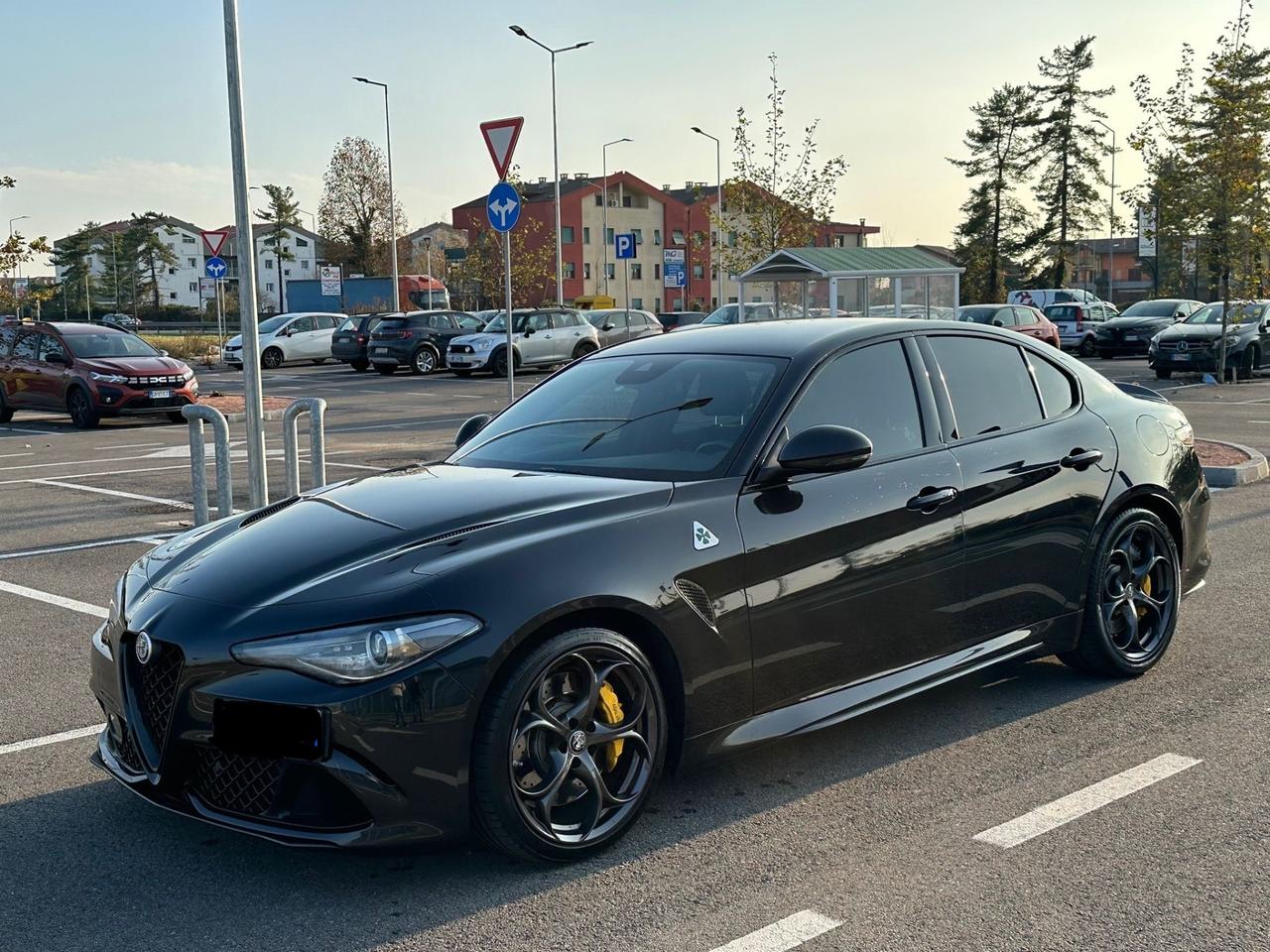 Alfa Romeo Giulia 2.9 T V6 AT8 Quadrifoglio