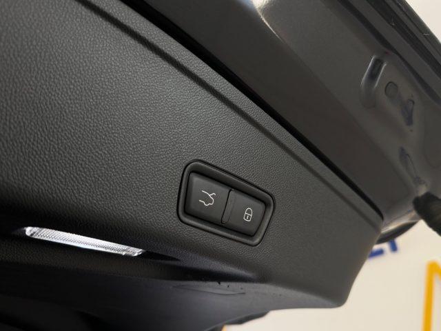 MASERATI Grecale MHEV 330 CV AWD Modena