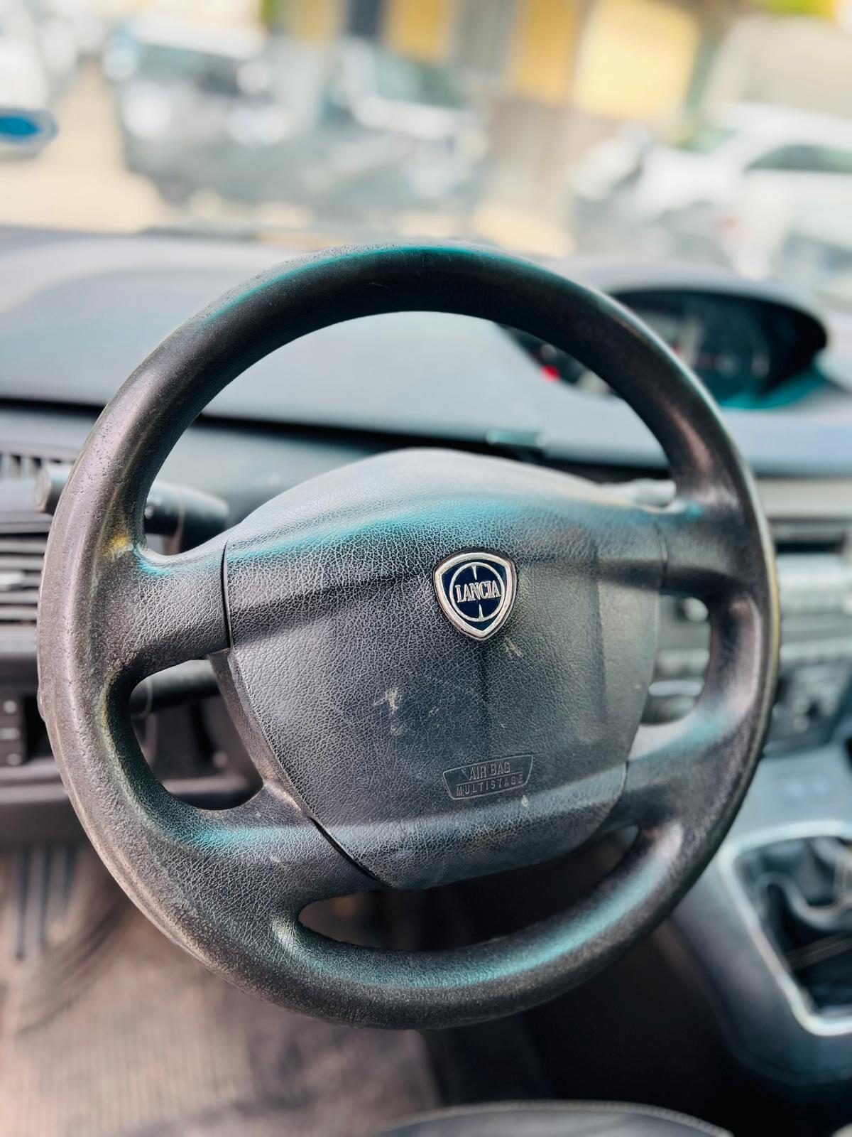 Lancia MUSA 1.3 Mjt 95 CV Platinum