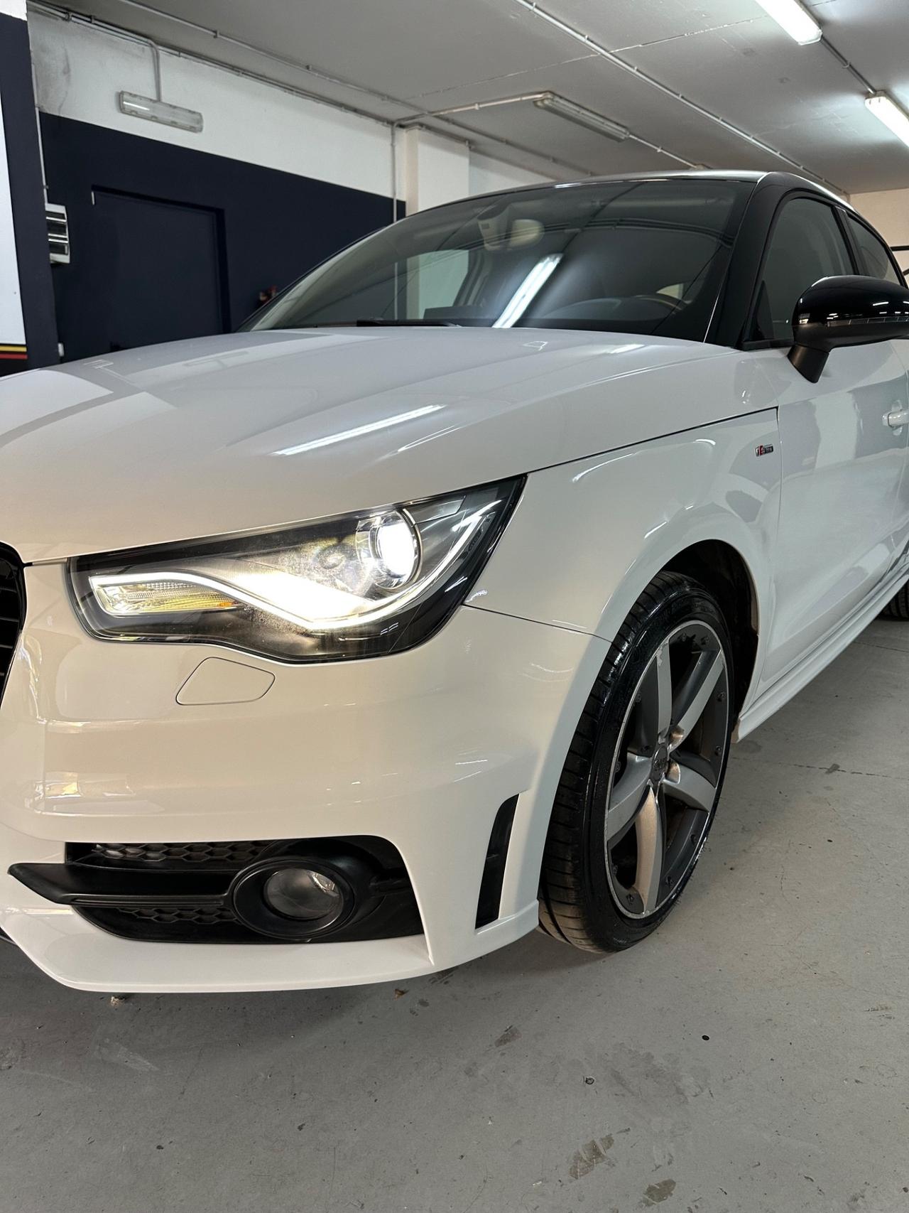 Audi A1 SPB 1.6 TDI S line edition