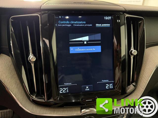 VOLVO XC60 D4 AWD Geartronic Inscription