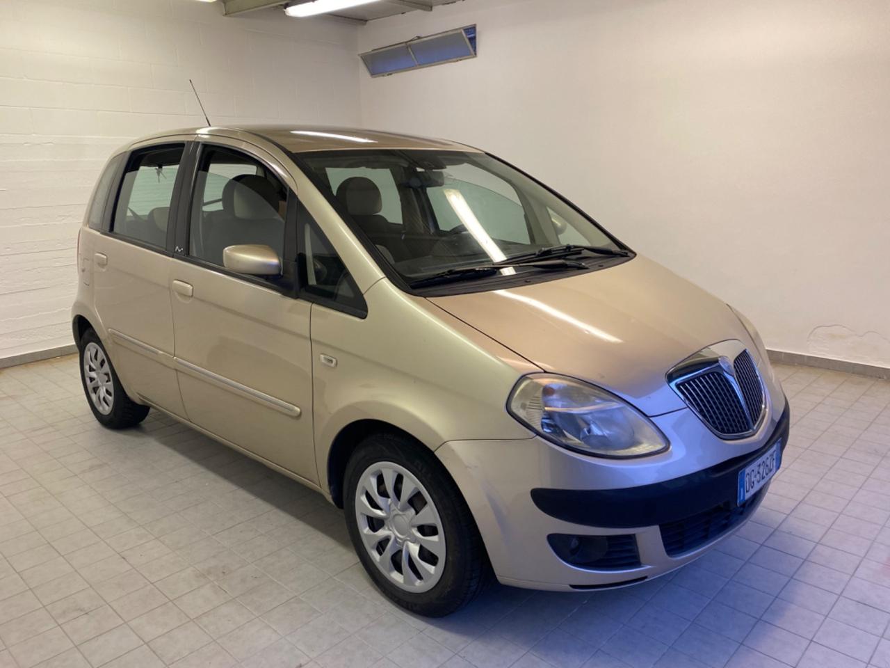 Lancia MUSA 1.4 16V Platino Plus