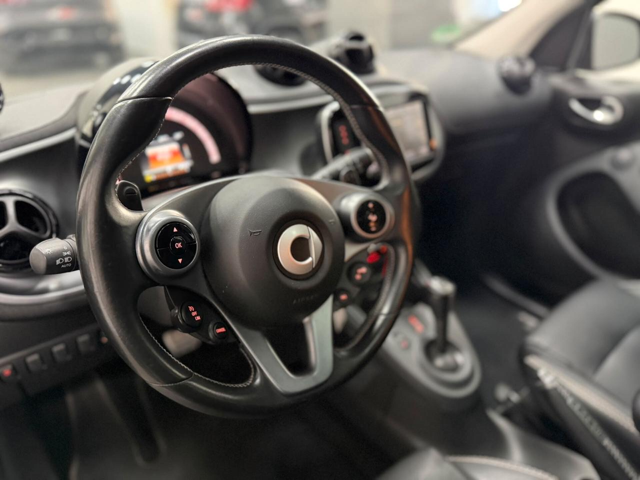 Smart ForFour 117 Cavalli 0.9 Turbo twinamic Brabus Style