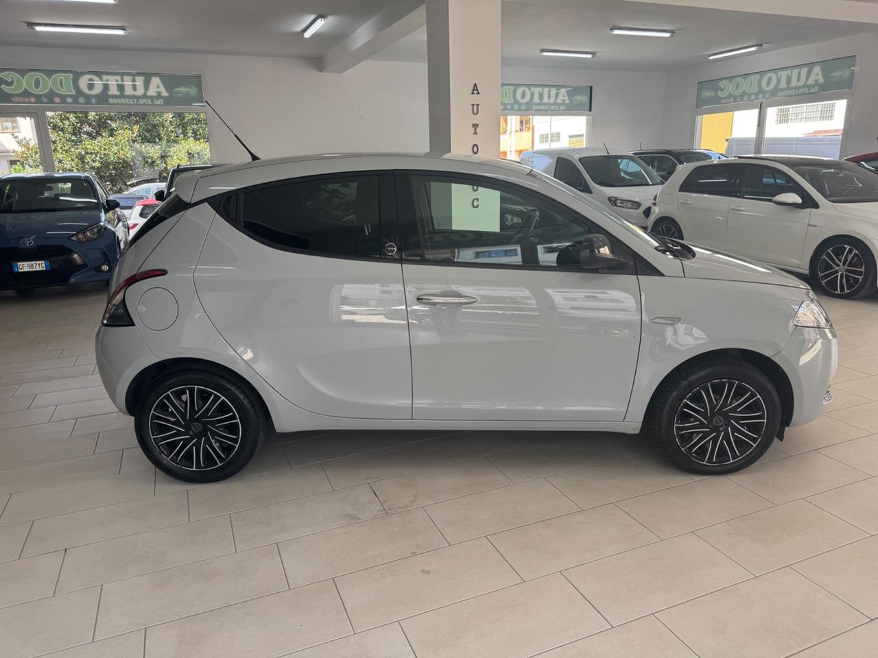 Lancia Ypsilon 1.2 69 CV 5 porte GPL Ecochic