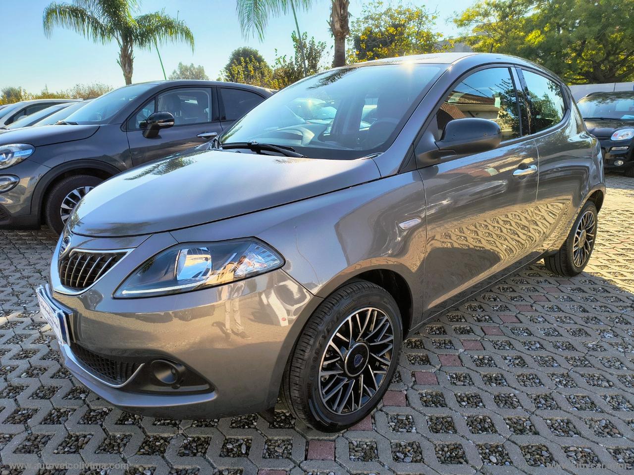 LANCIA Ypsilon 1.0 FireFly 5p.S&S Hyb. Platino