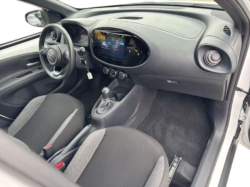 Toyota Aygo X 1.0 VVT-i 72 CV 5 porte Active S-CVT, A/T