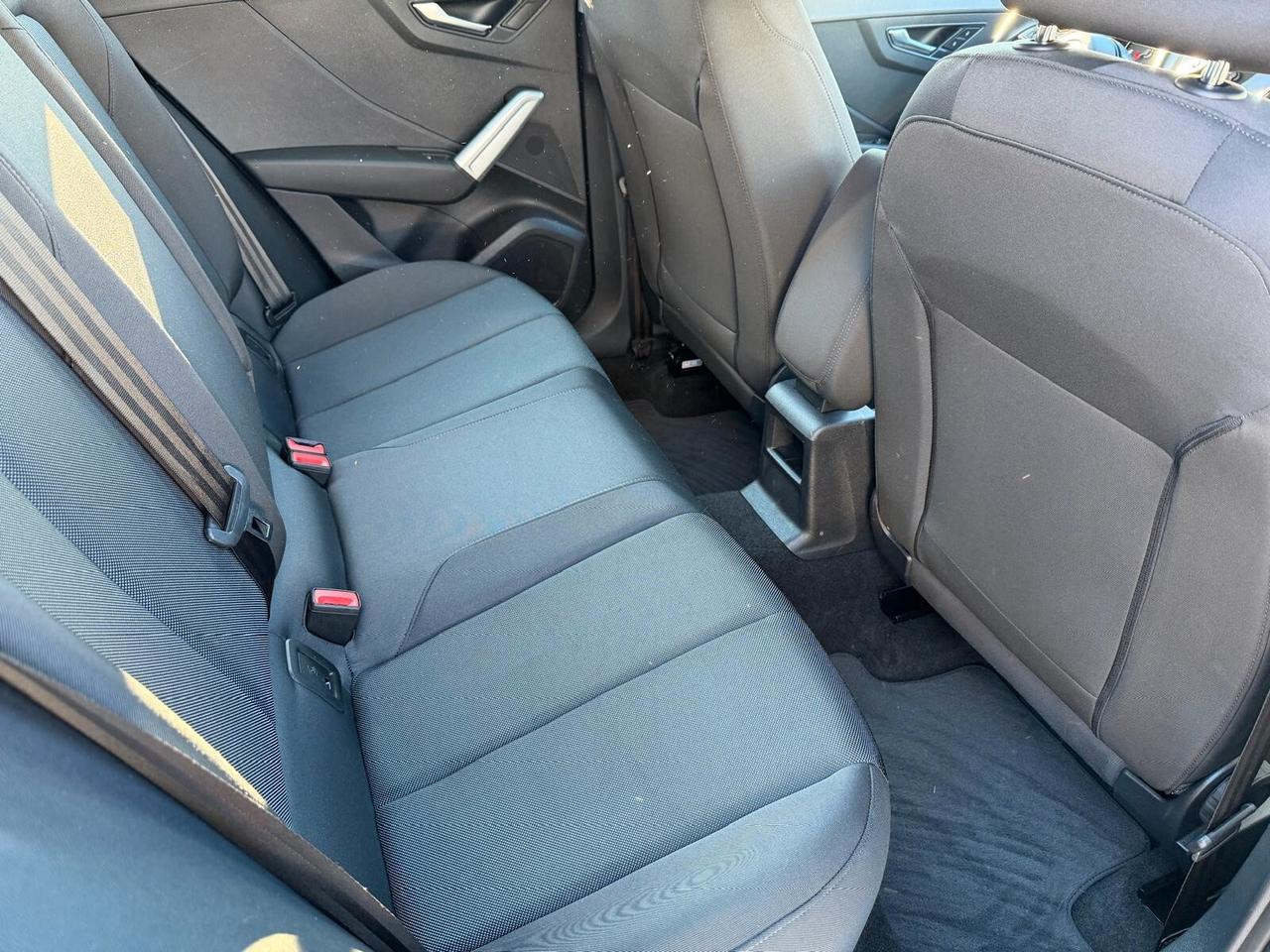 Audi Q2 30 TDI S tronic Business Advanced