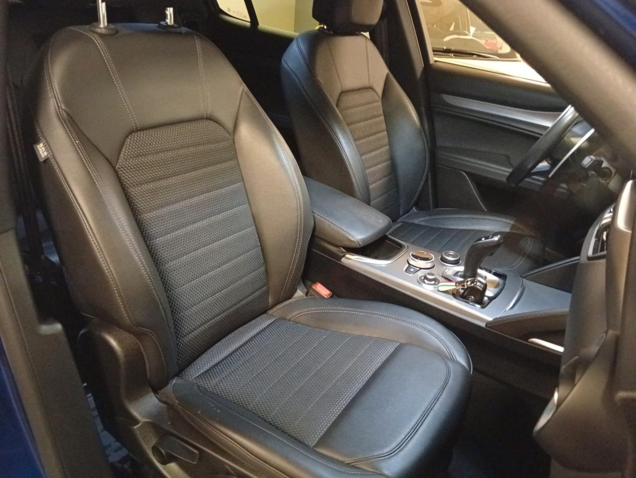 Alfa Romeo Stelvio 2.2 Turbodiesel 190 CV AT8 Q4 Executive