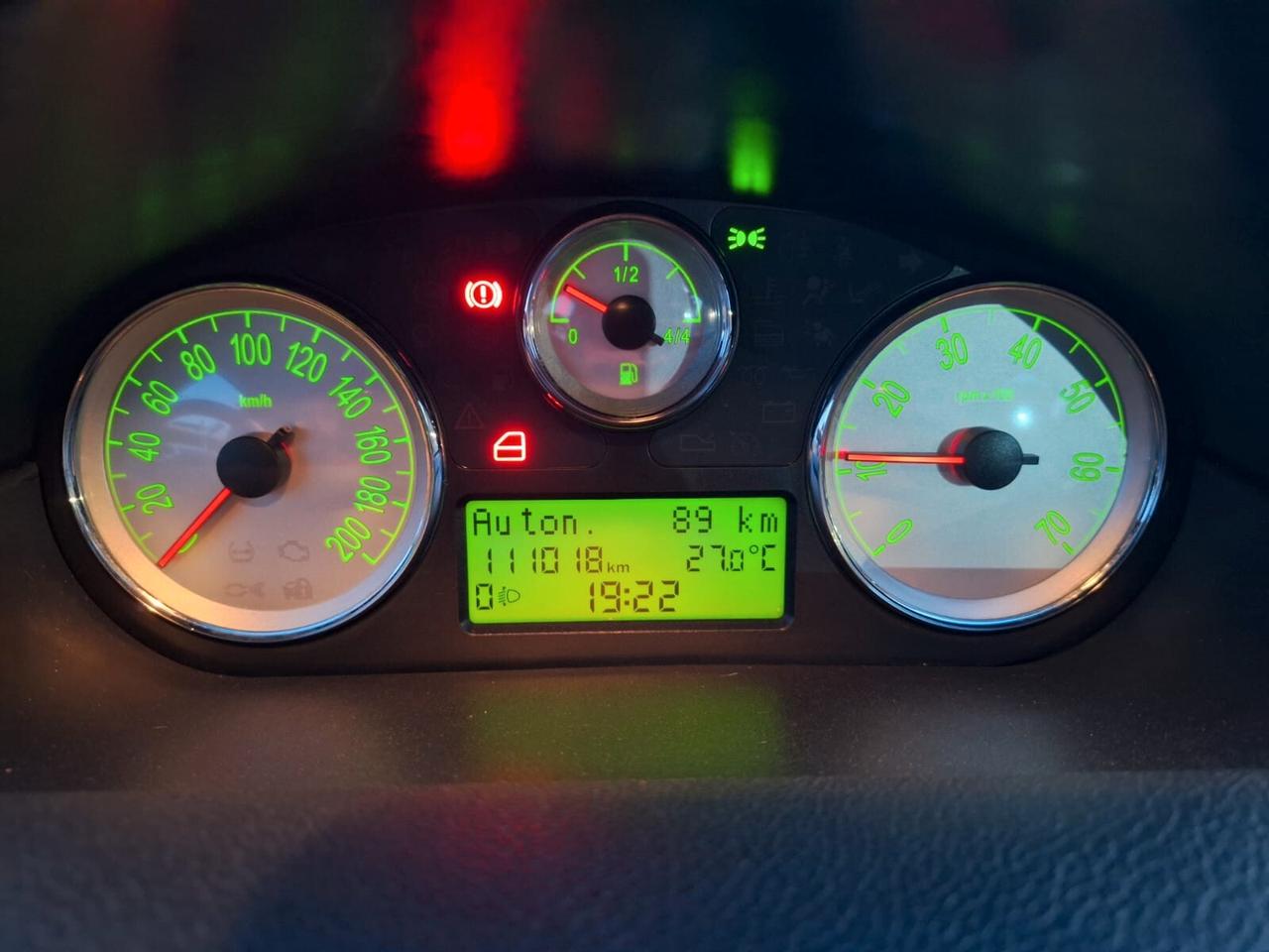 Lancia Ypsilon 1.2 ModaMilano - OK NEOPATENTATI