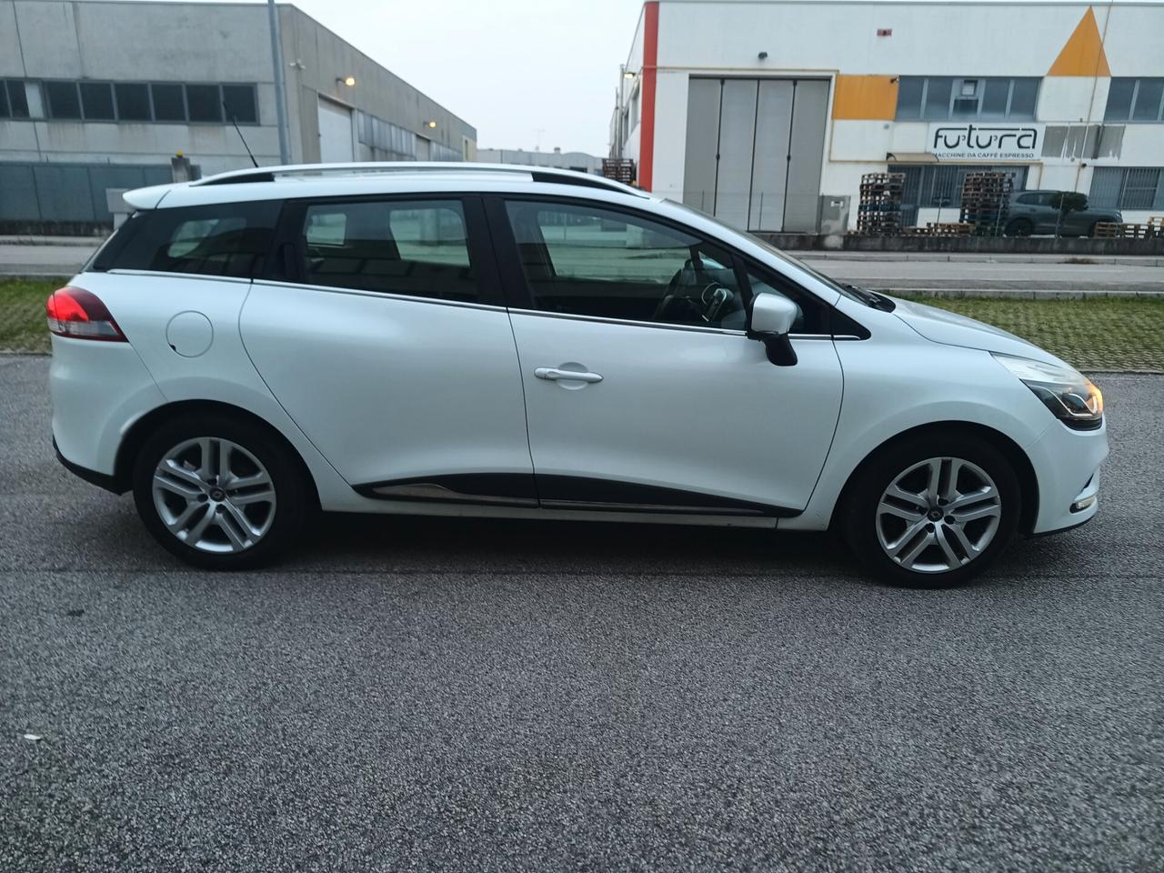 Renault Clio Perla dCi 8V 75CV Start&Stop 5 porte Energy Life