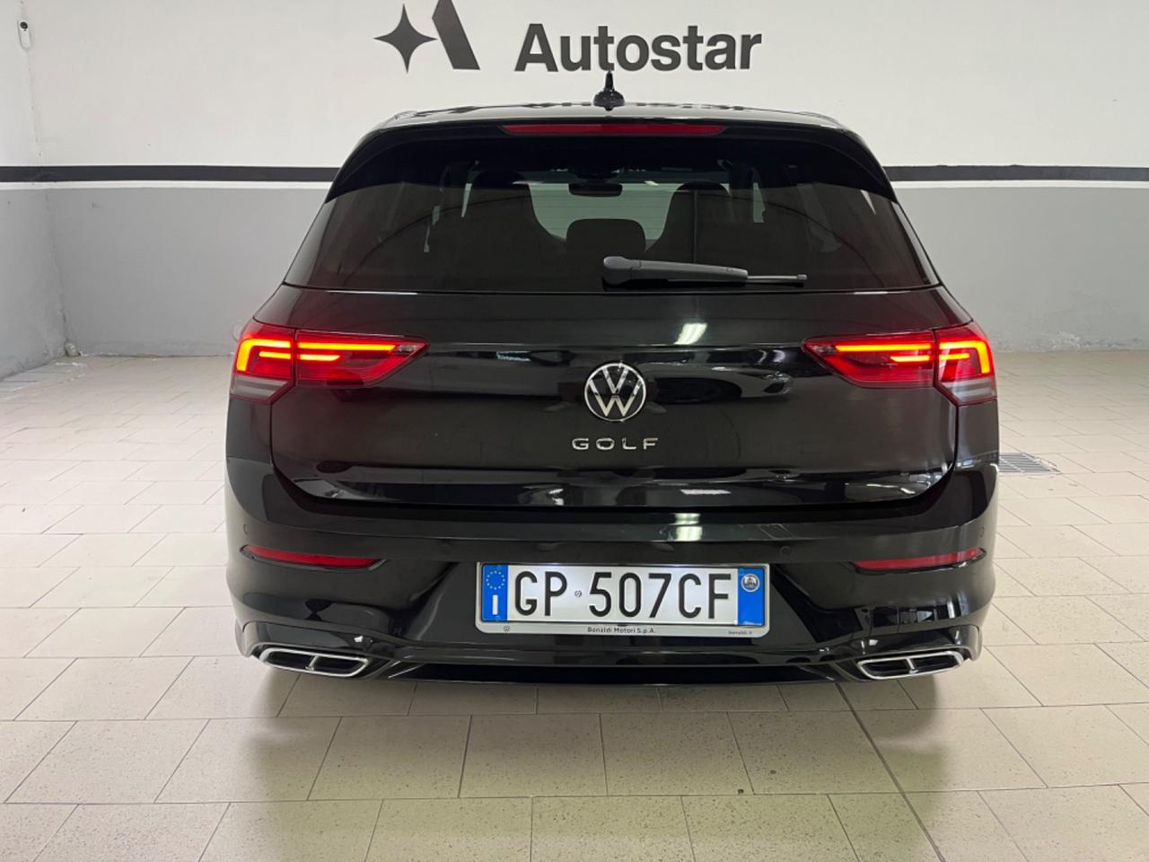 Volkswagen Golf 1.5 eTSI 150 CV EVO ACT DSG R-Line