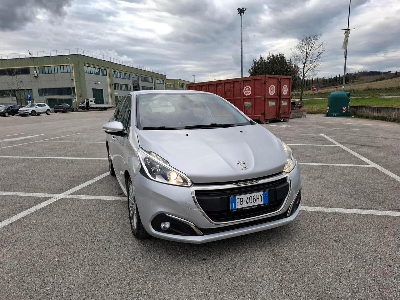 Peugeot 208 BlueHDi 75 5 porte Allure