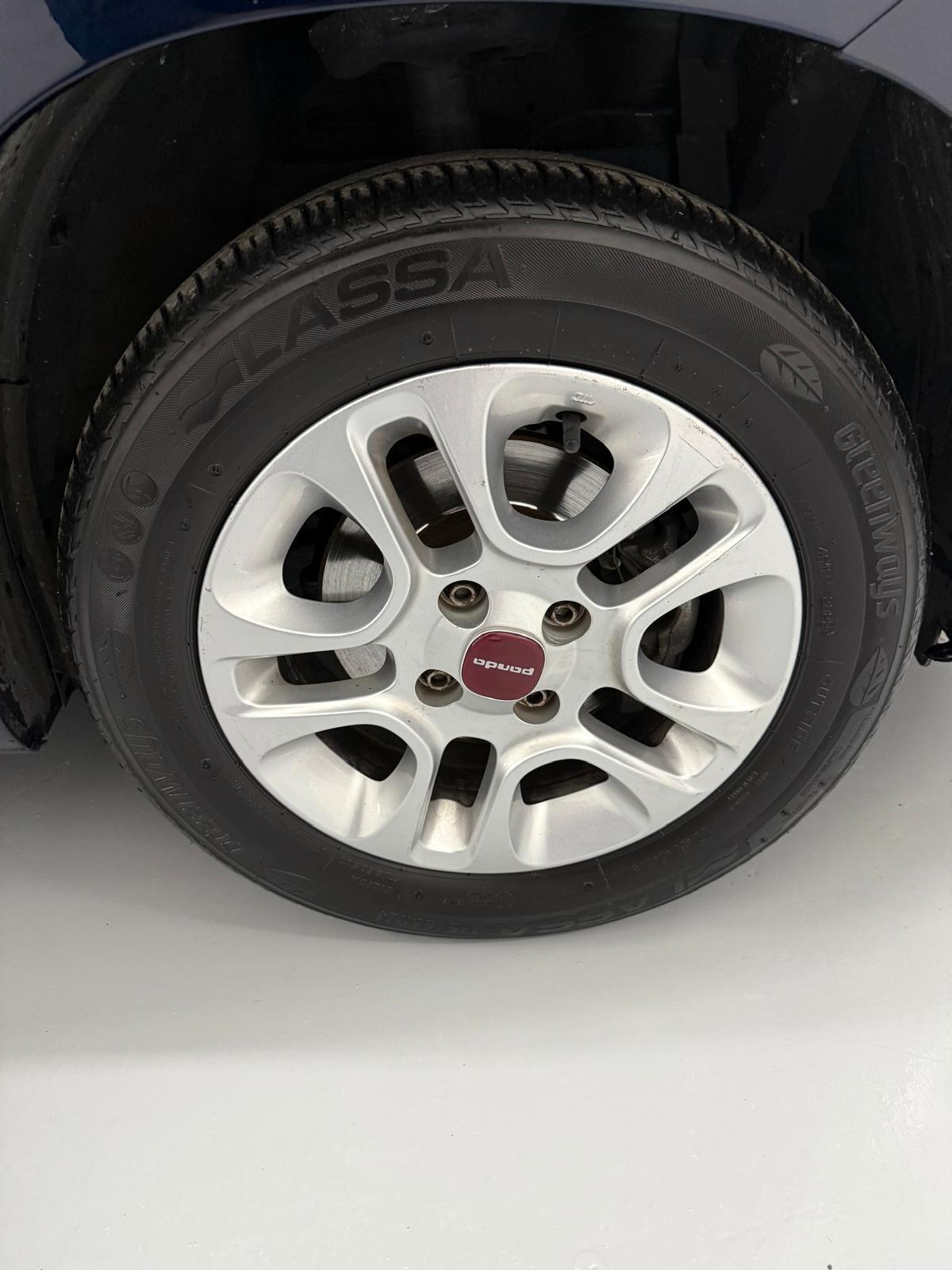 Fiat Panda 1.2 69CV Lounge GPL - Sensori, Cerchi, full