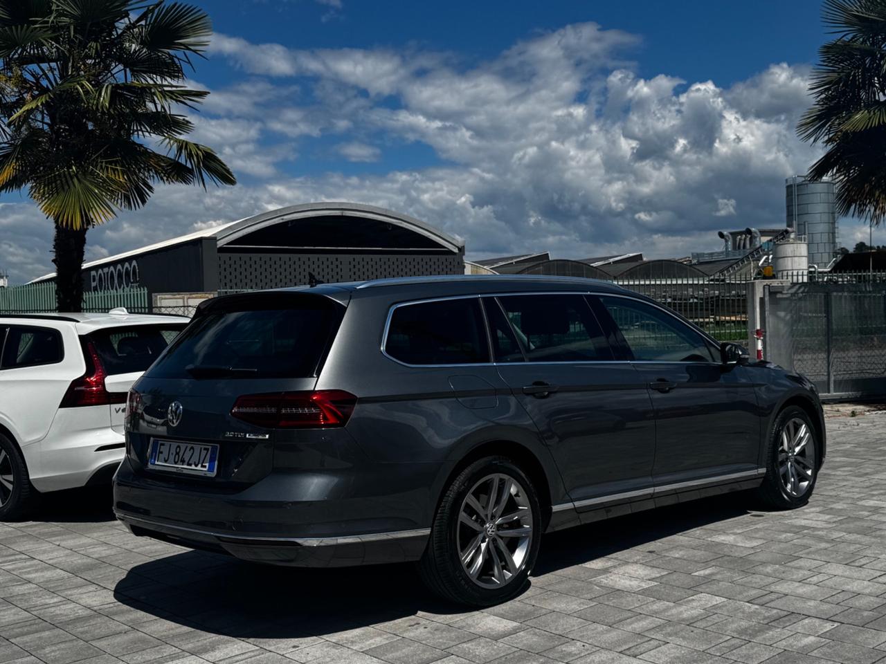 Volkswagen Passat Variant 2.0 TDI DSG Highline FULL OPTIONAL