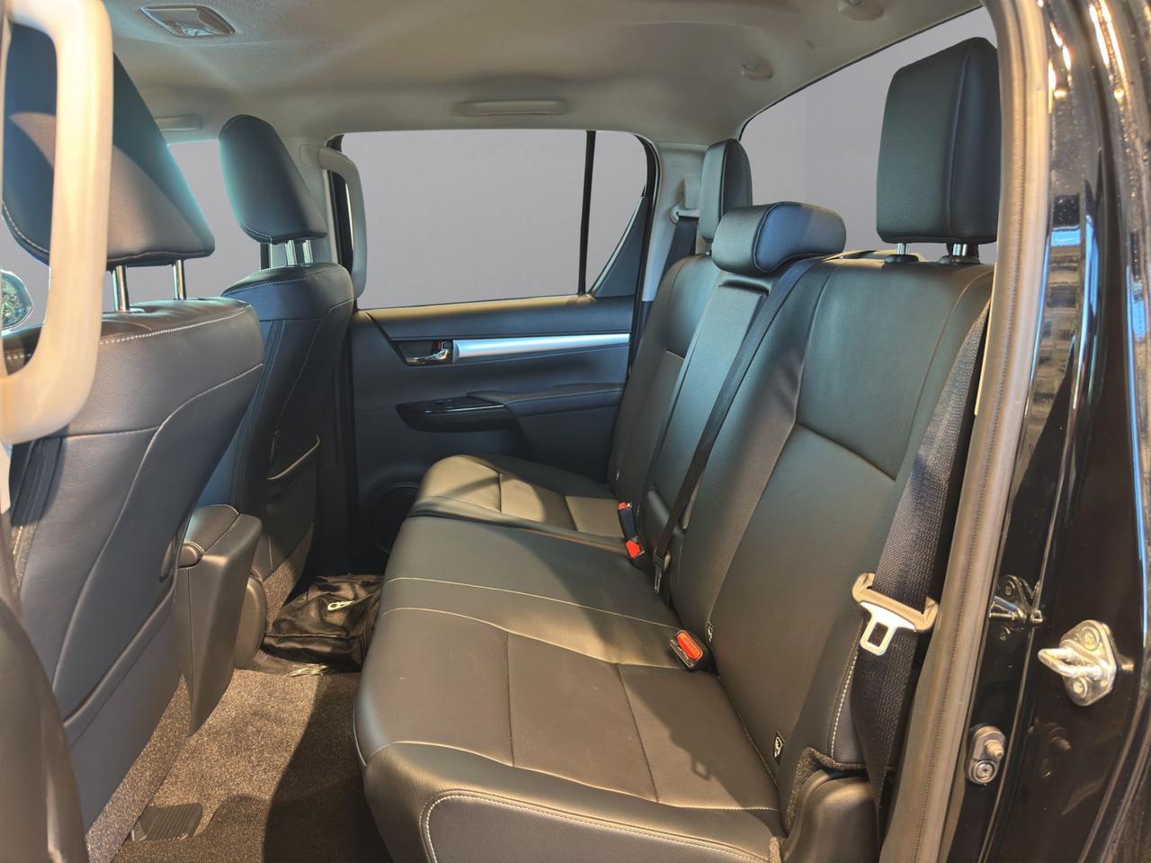Toyota Hilux - MY25 Double Cab Executive 48V 2.8D