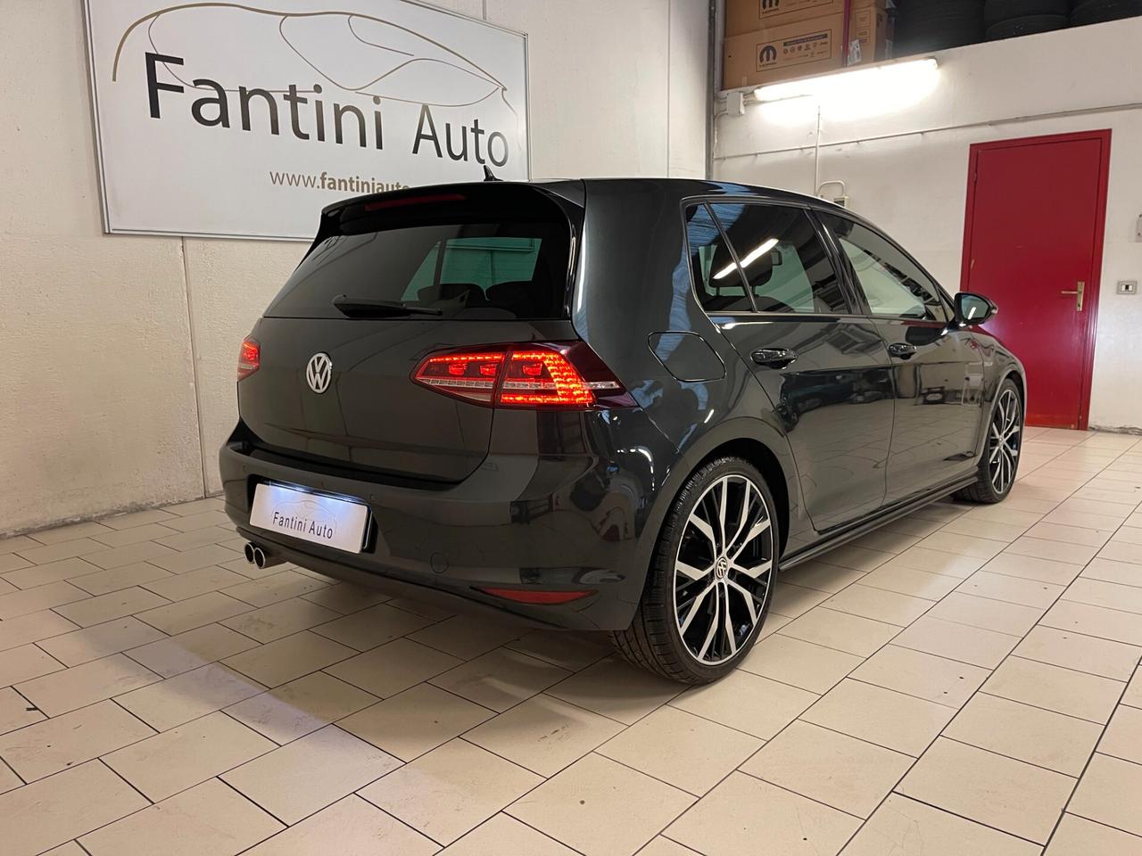 Volkswagen Golf GTD 2.0 TDI 184cv DSG-LEGGI SOTTO
