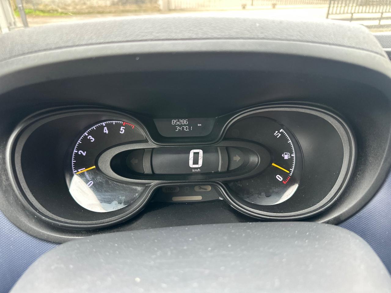 Renault Trafic 6 posti Autocarto Poss Finanziamento