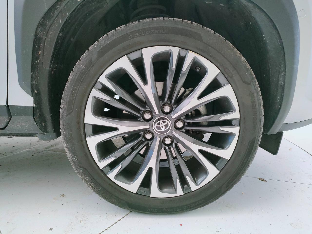 TOYOTA Yaris Cross - Yaris Cross 1.5h Lounge fwd 116cv e-cvt