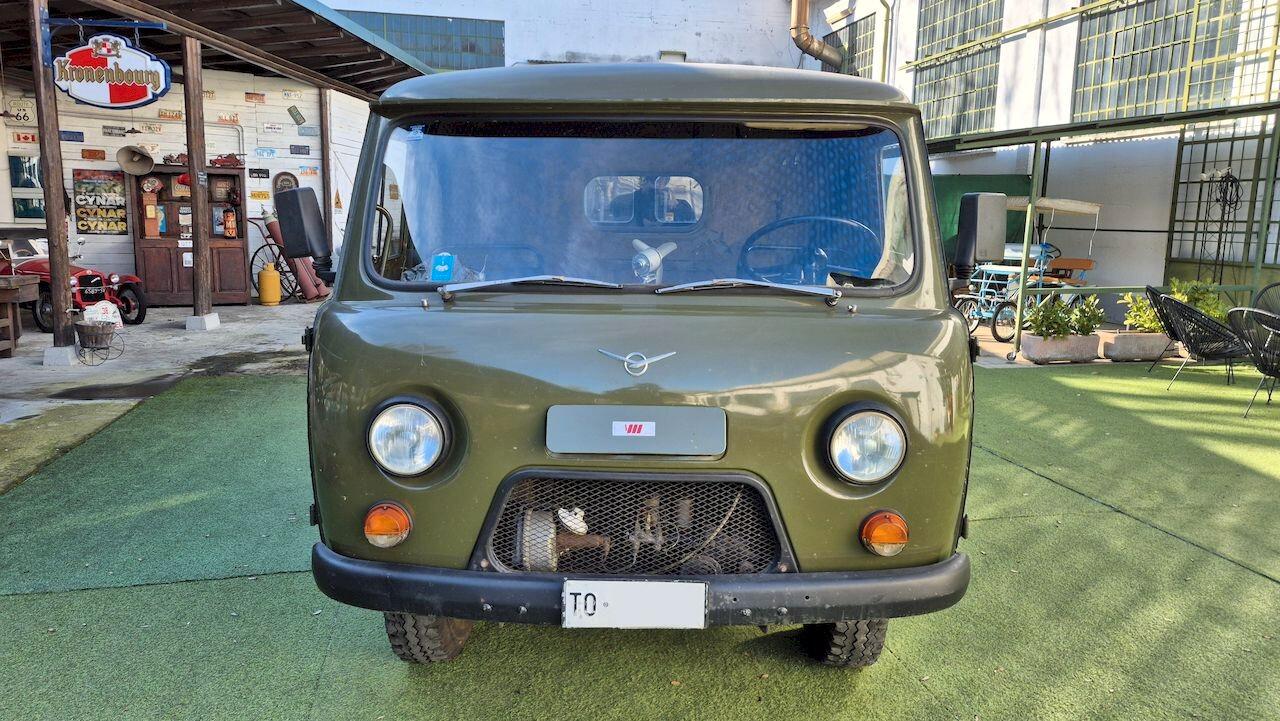 UAZ 452 Furgone 4×4 Serie 3741 – 1991