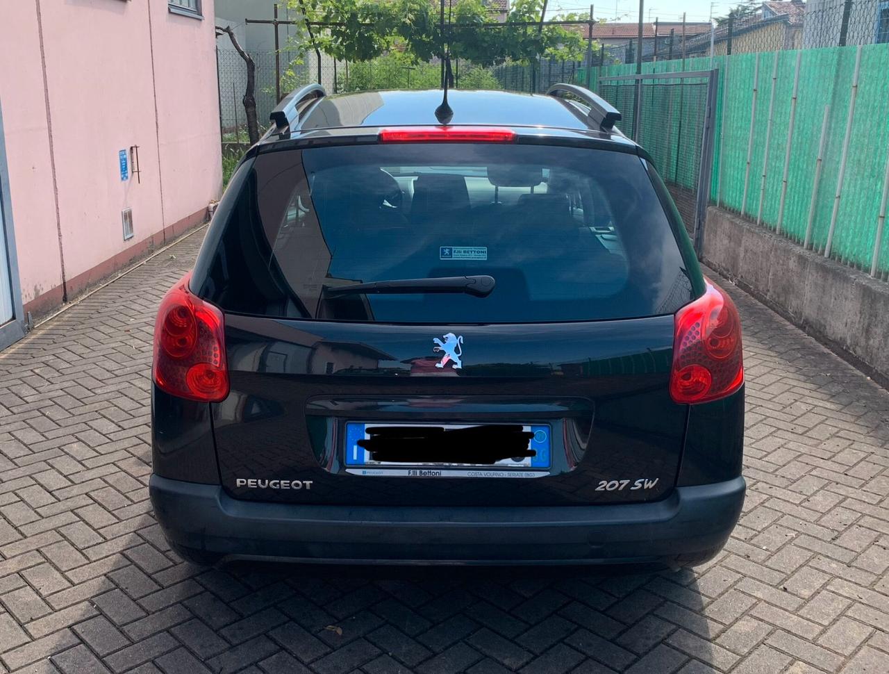 Peugeot 207 1.4 8V 75CV SW X Line ECO GPL