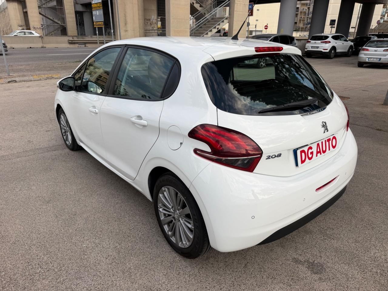 Peugeot 208 1.6 diesel 75 cv 2017