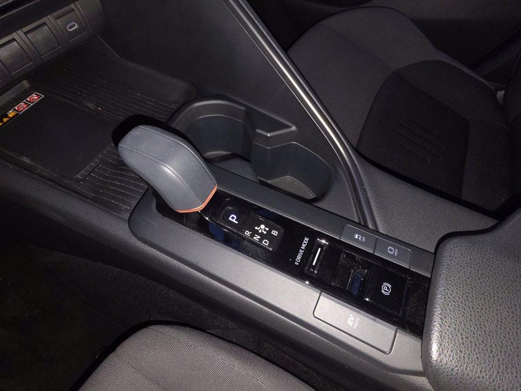 TOYOTA C-hr 2.0 hev trend fwd e-cvt del 2024