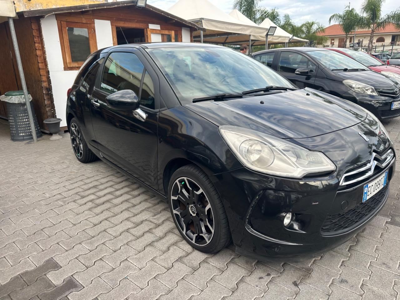 Ds DS3 3 1.6 e-HDi 90 airdream Just Black