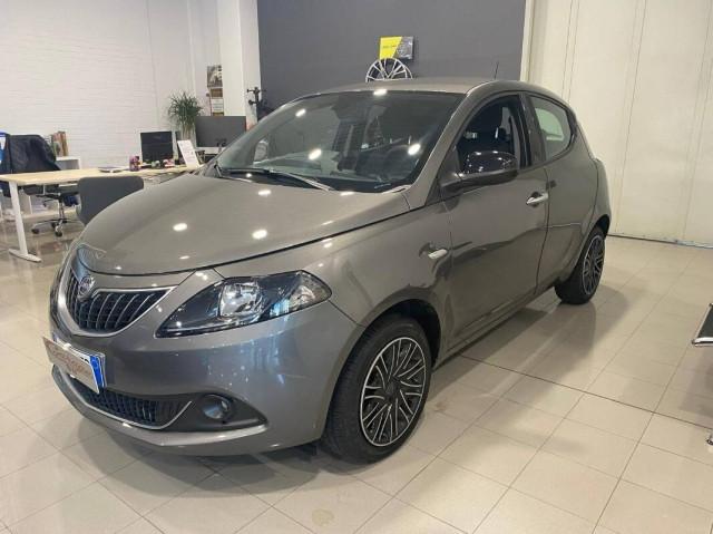 Lancia Ypsilon III 1.0 firefly hybrid Gold s&s 70cv 5p.ti