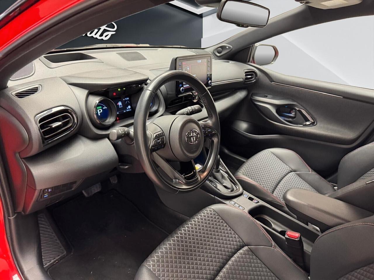 Toyota Yaris 1.5h Premiere *PROMO*