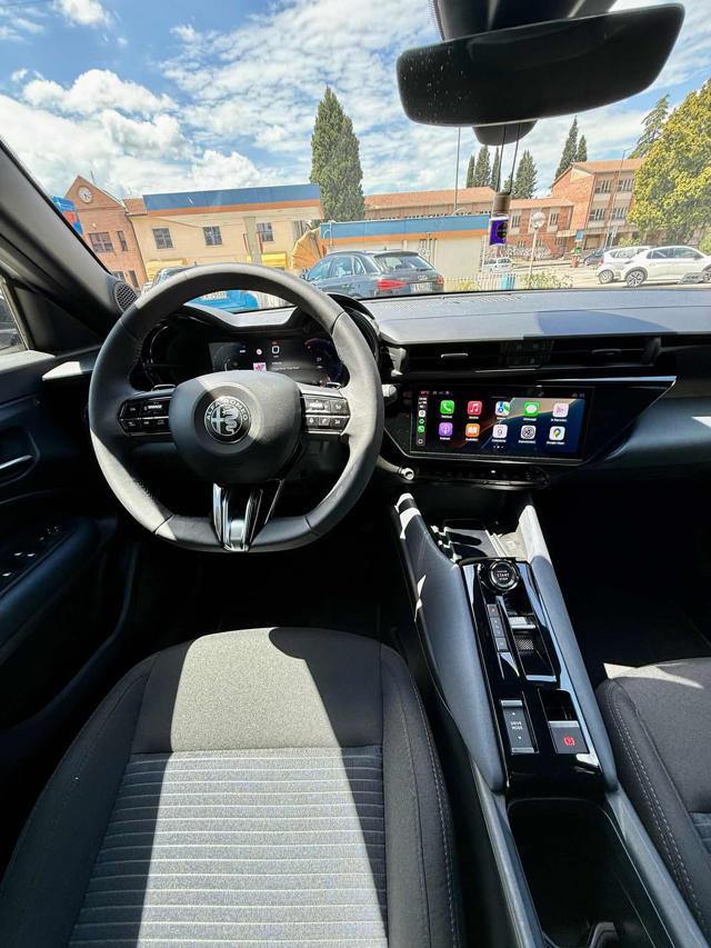 ALFA ROMEO Junior 1.2 136 CV Hybrid eDCT6