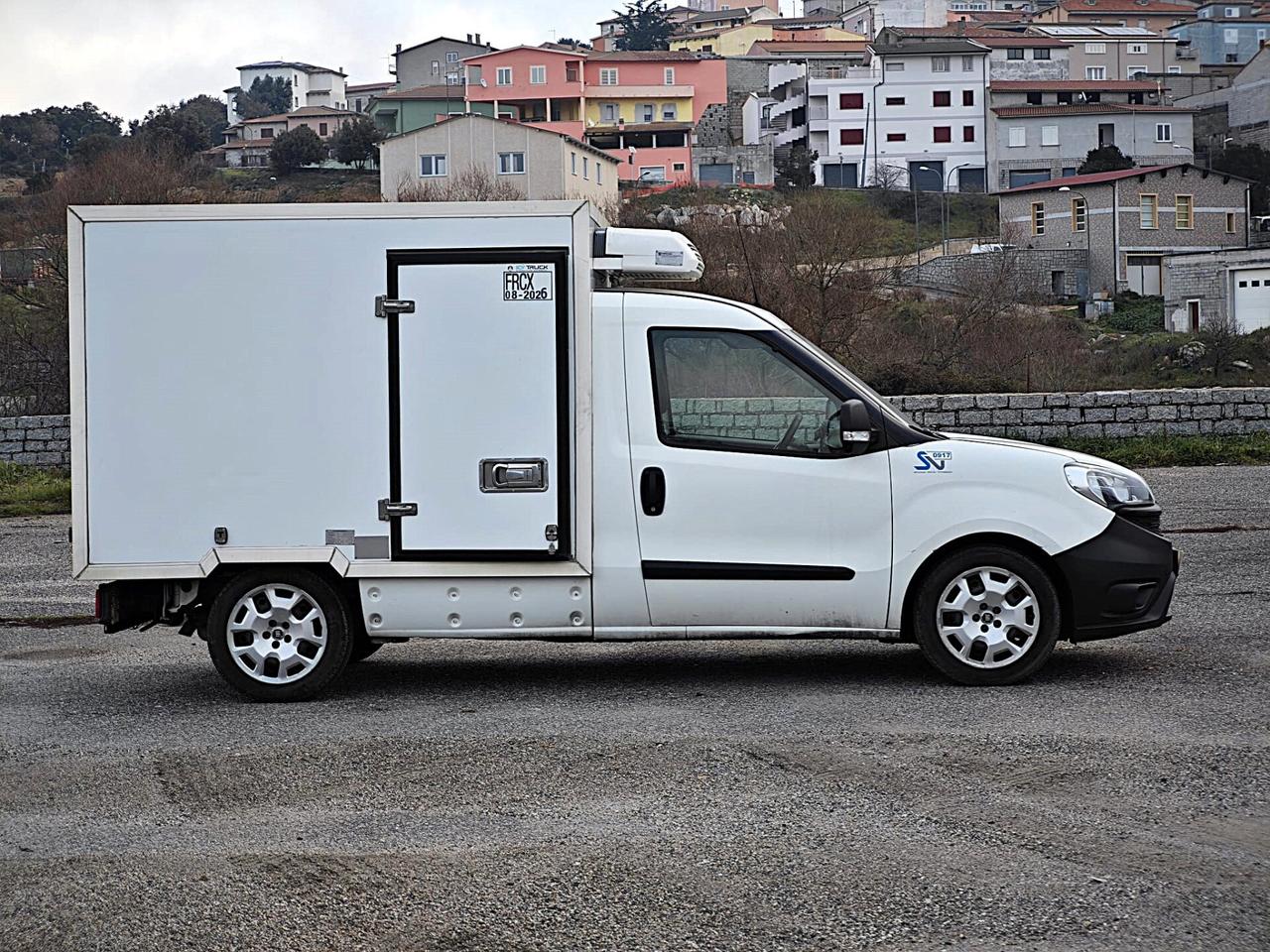 Fiat Doblo passo 3105 con Gruppo Frigo V-200MAX20(Trifase)