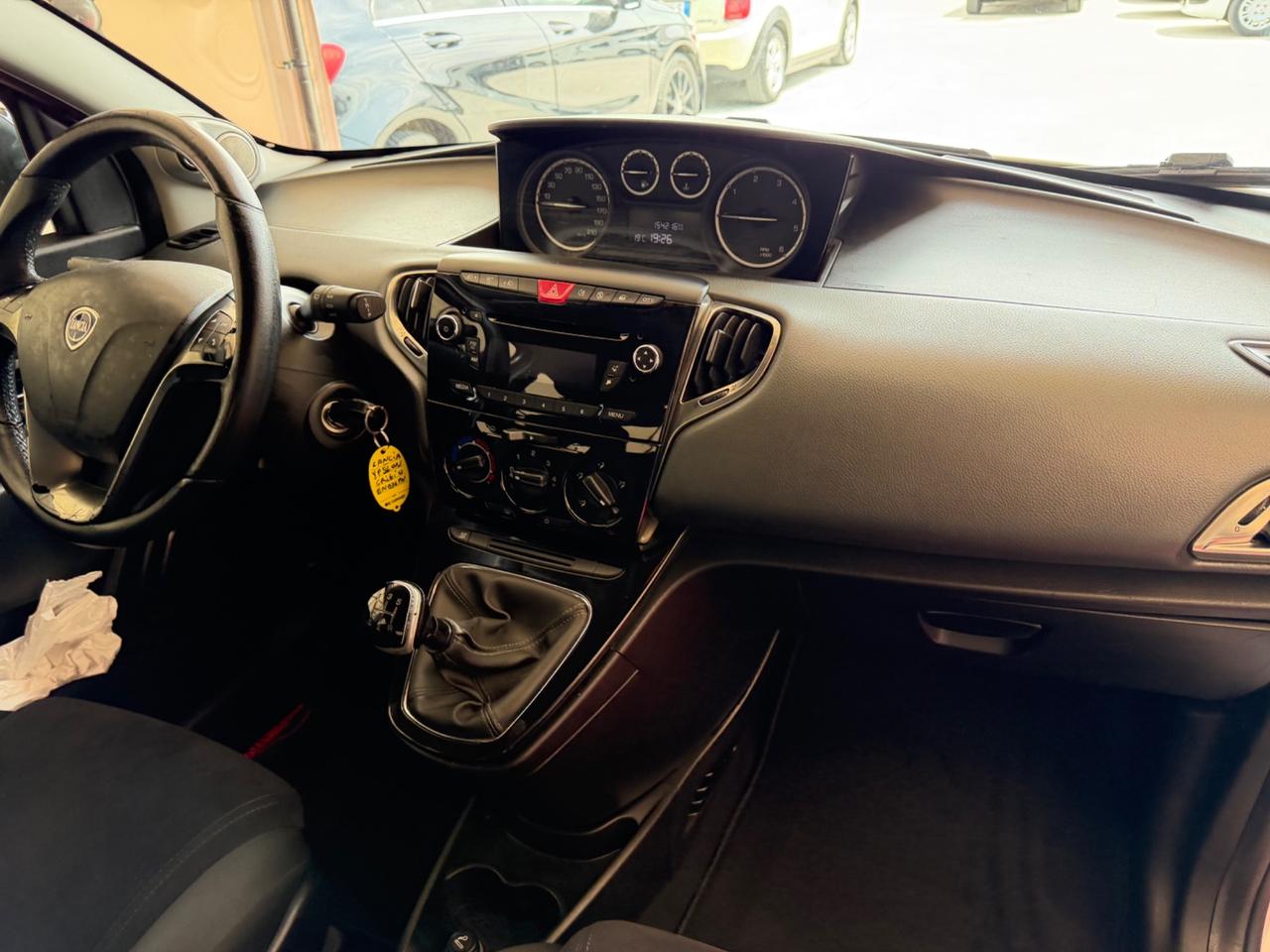 Lancia Ypsilon 1.3 MJT 16V 95 CV 5 porte S&S Gold