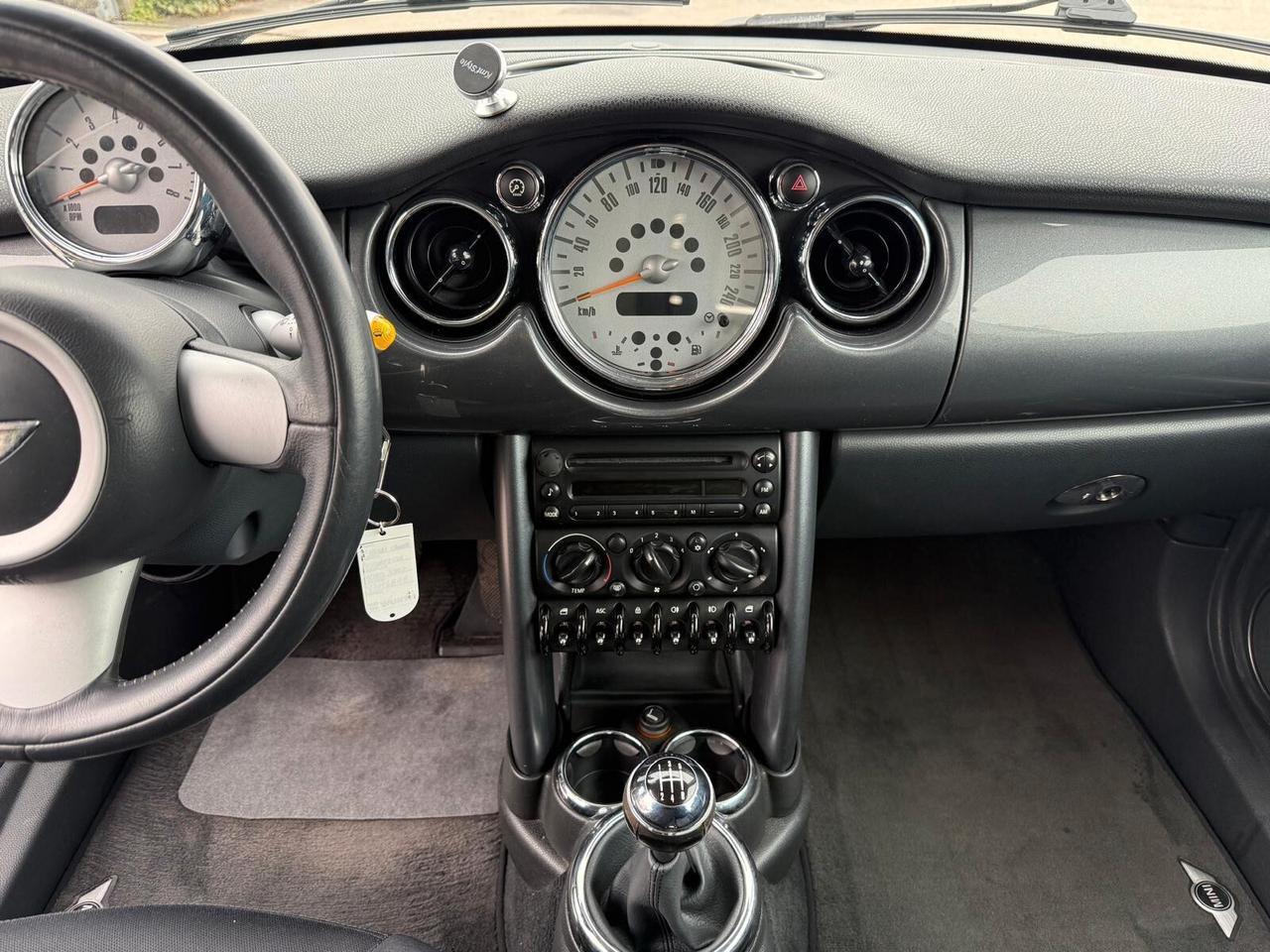 Mini 1.6 16V One Park Lane