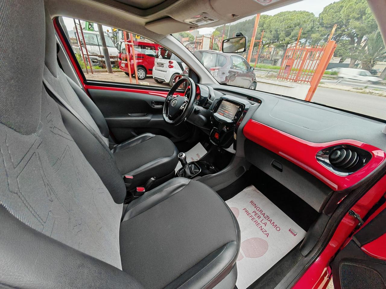 Toyota Aygo 1.0 benzina 04/2015 CV69 Cabrii