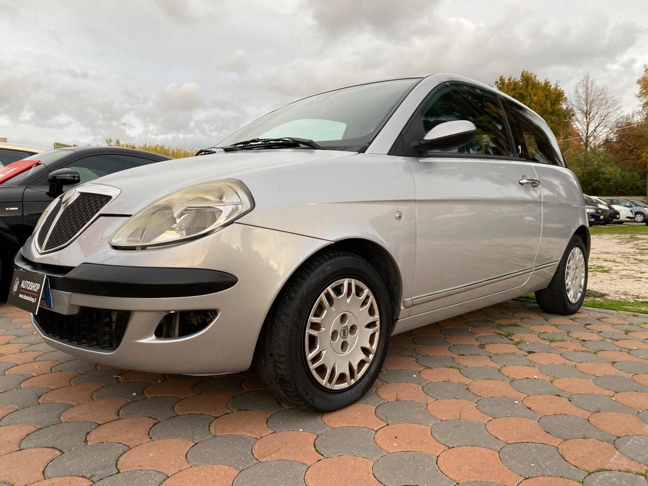 LANCIA - Ypsilon - 1.2 Argento GPL - NEOPATENTATI