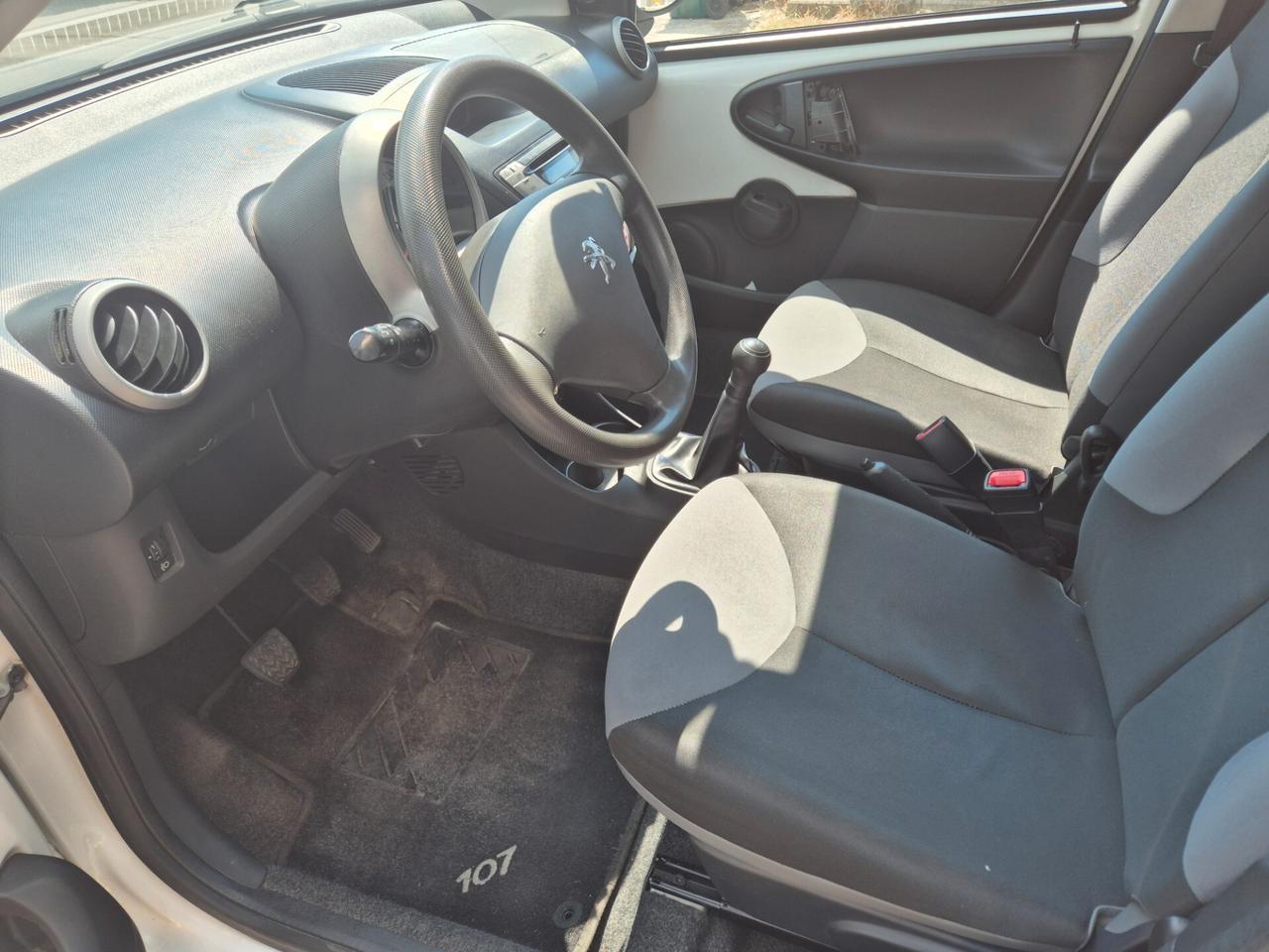 Peugeot 107 1.0 68CV 5p. Access