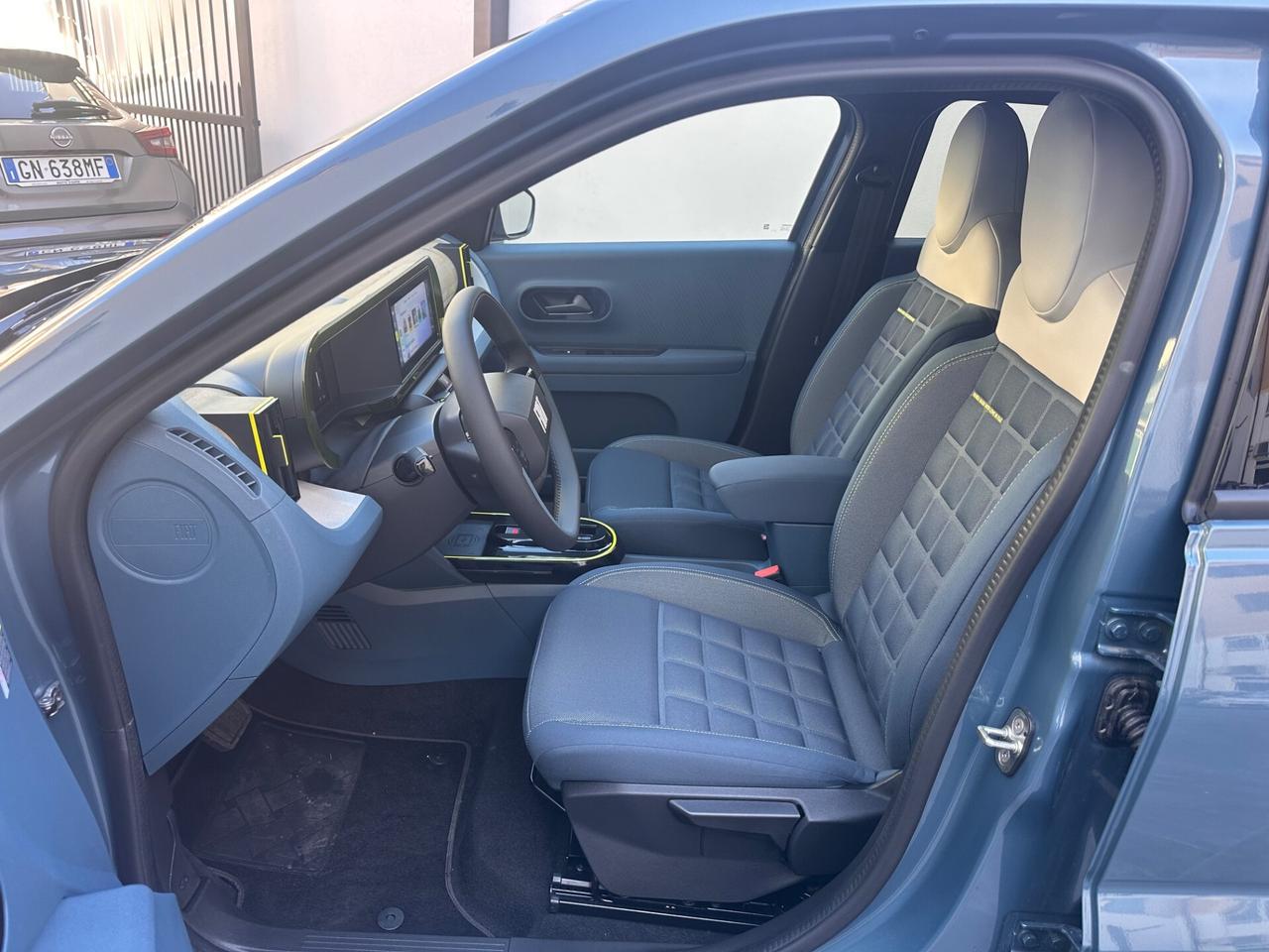 Fiat Grande Panda 1.2 Hybrid 110 CV S&S La Prima