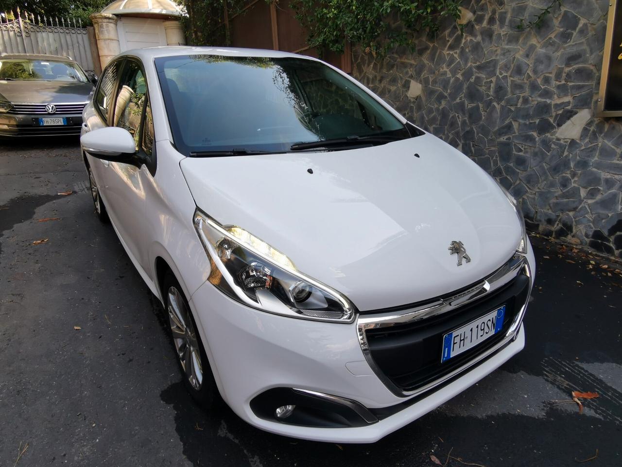 Peugeot 208 BlueHDi 75 cv 2017