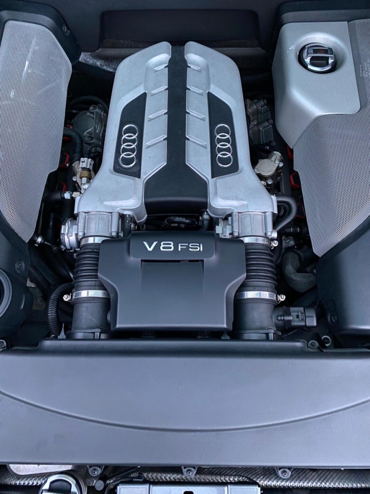 Audi R8 4.2 V8 FSI 420cv quattro R-tronic