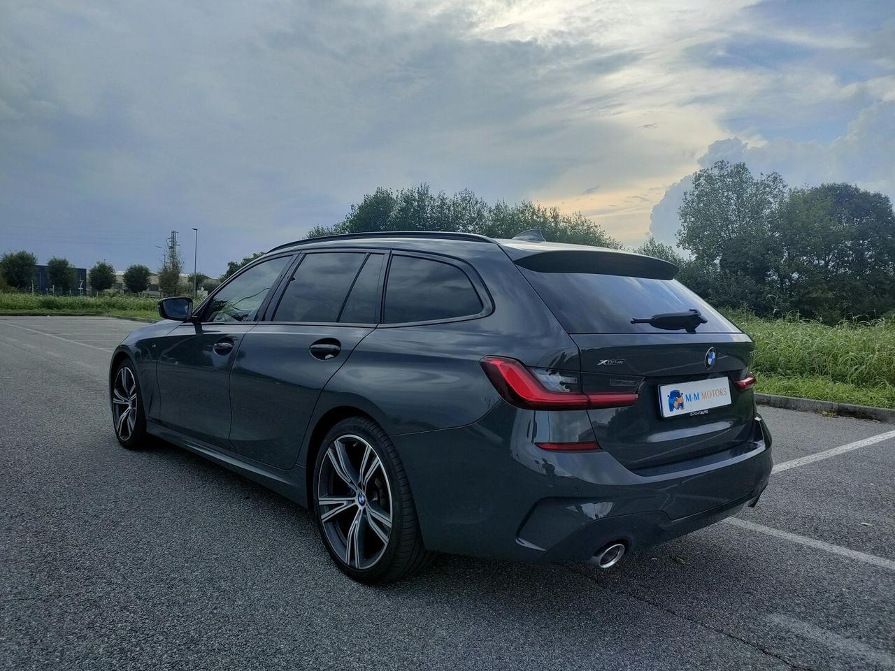 BMW 320d Touring mhev 48V xdrive Msport