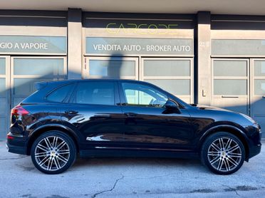 Porsche Cayenne 3.0 Diesel UNICO PROPRIETARIO IVA ESPOSTA