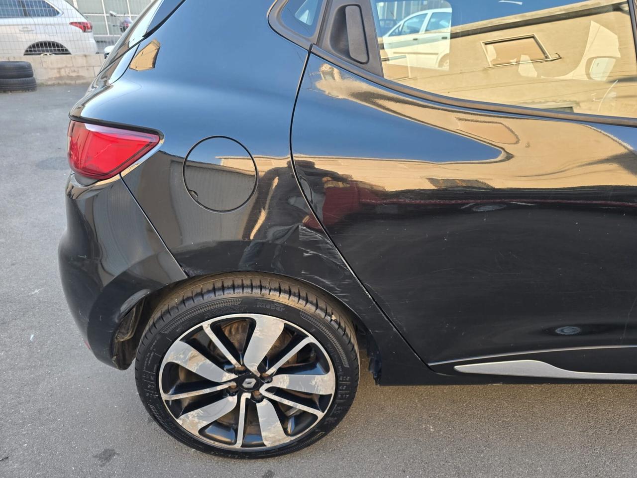 Renault Clio 1.5 dCi 8V 90CV Start&Stop 5 porte Energy possibilita 12 mesi garanzia
