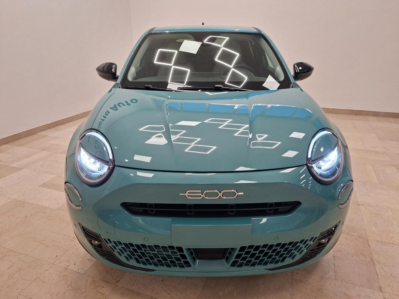 Fiat 600 Hybrid 110 CV DCT MHEV La Prima