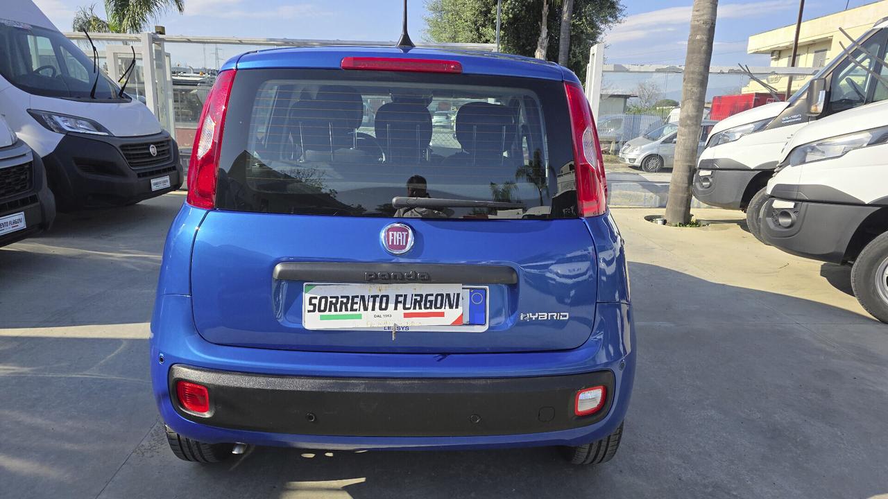 Fiat Panda 1.0 FireFly S&S Hybrid Pandina