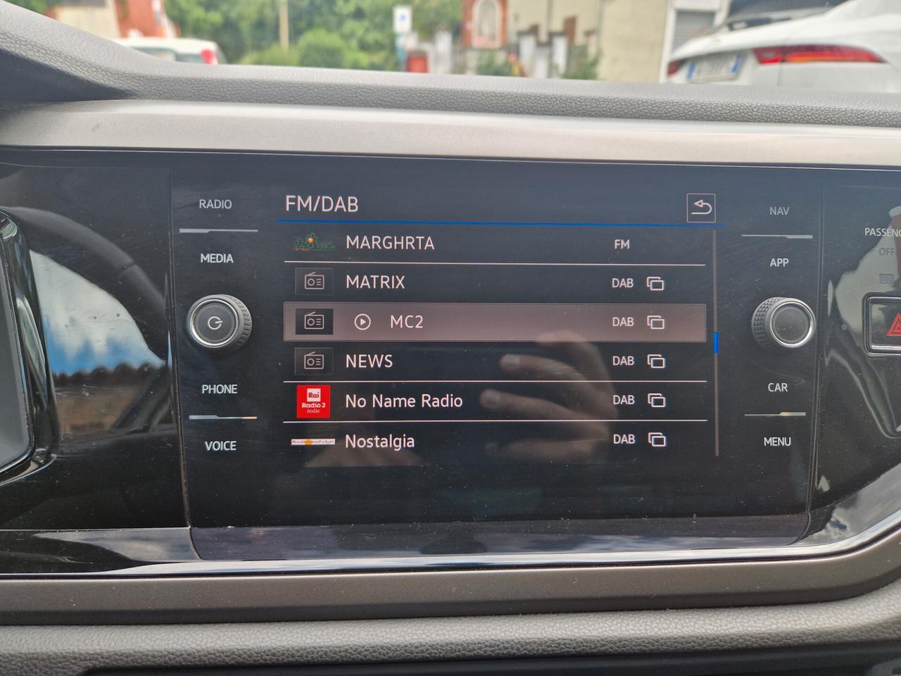Volkswagen Polo 1.0 80CV "55.200 km" Carplay, Sensori, Clima bizona