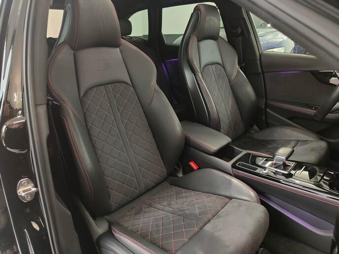 Audi A4 Avant 40 TDI quattro S tronic line 204 CV