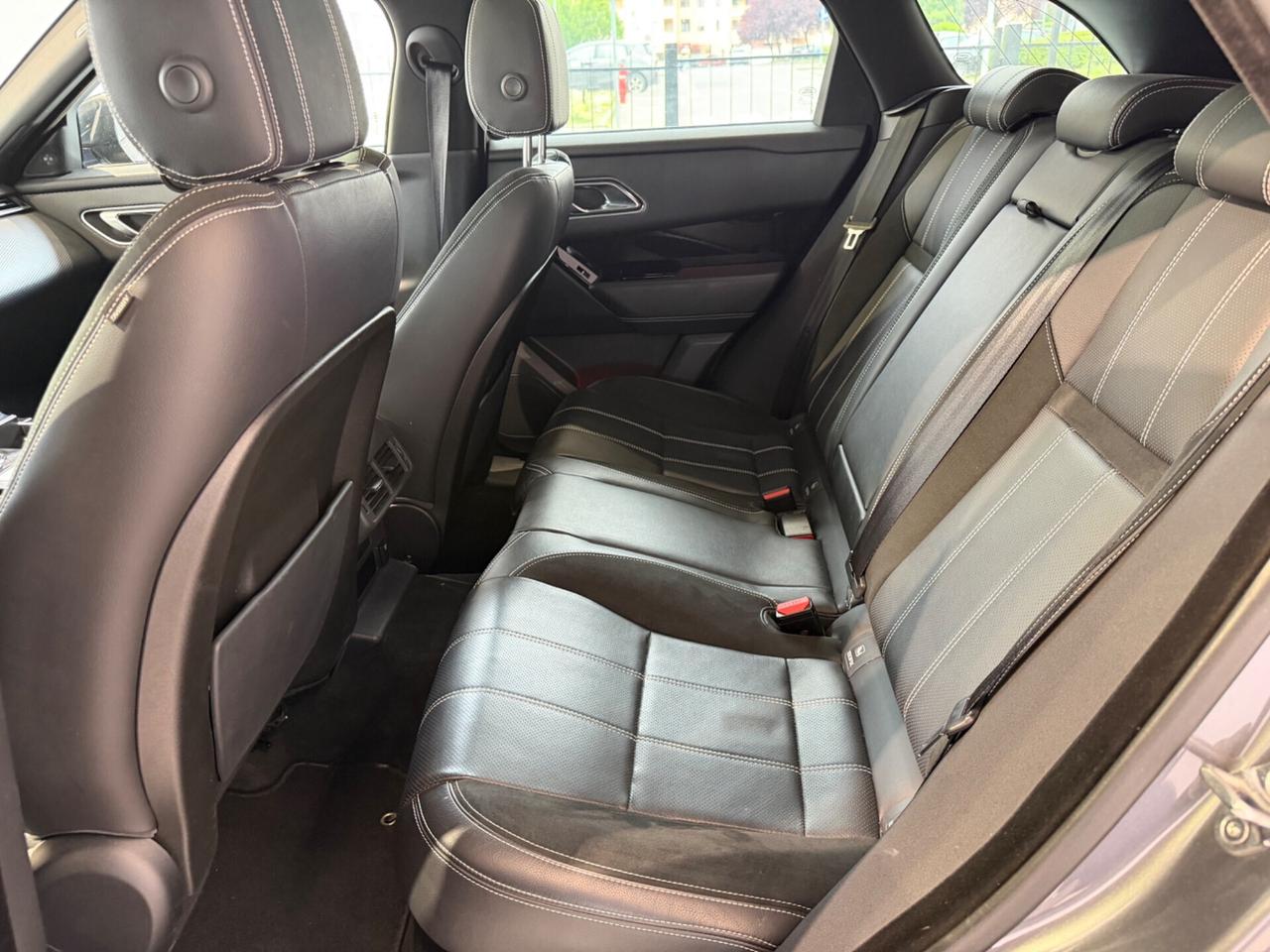 Range Rover Velar 2.0D I4 240 CV R-Dynamic HSE