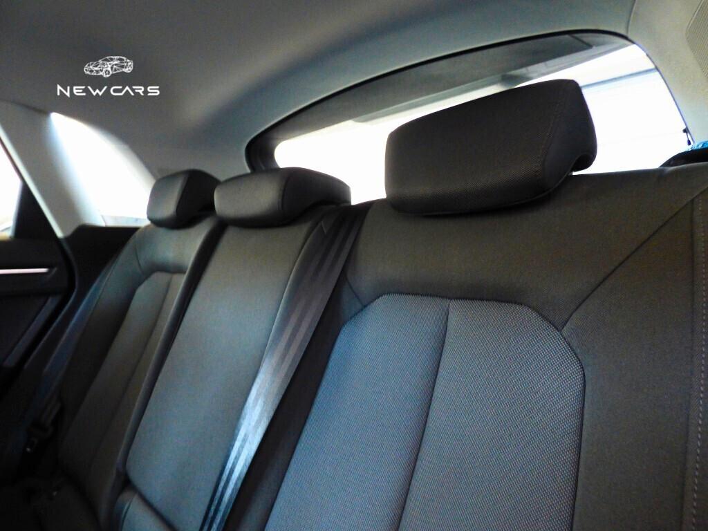 Audi Q3 35 TDI S tronic Business