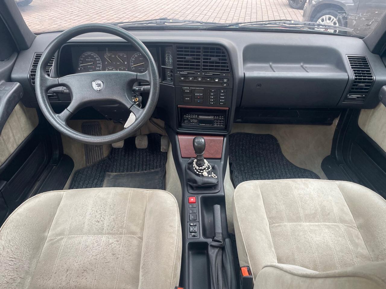 Lancia Thema 2.0 i.e. 16V cat