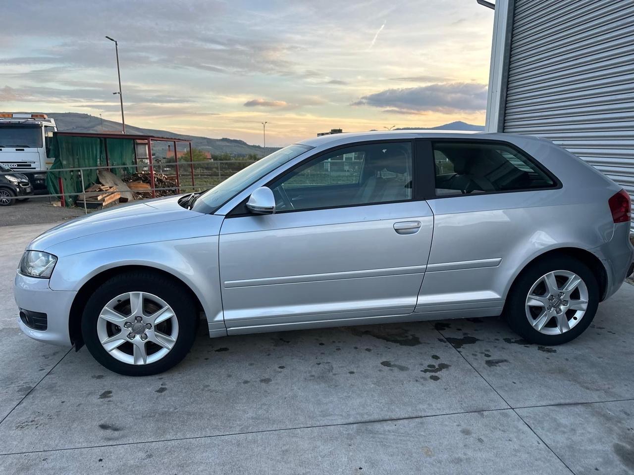 Audi A3 1.6 TDI 90 CV “PER NEOPATENTATI “